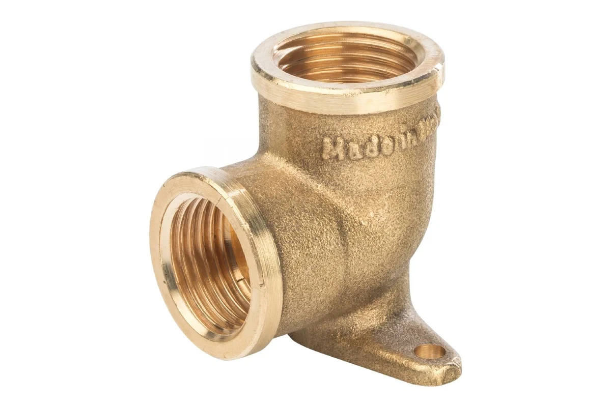 Угольник STOUT с креплением 1/2" SFT-0038-000012