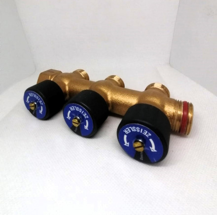 Коллектор TIM распределительный с регулировочными вентилями с функцией отключения 3 отвода 3/4"*3/4"EK ZSc.403.0503E