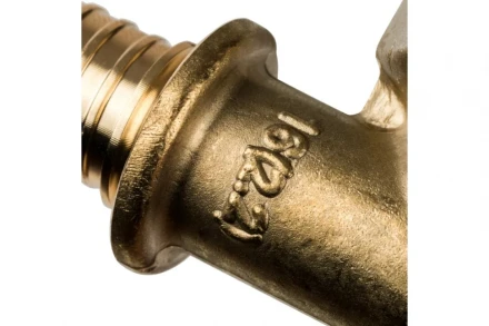 Тройник-переходник STOUT с внутренней резьбой для труб из сшитого полиэтилена 16Rp 1/2" SFA-0028-001612