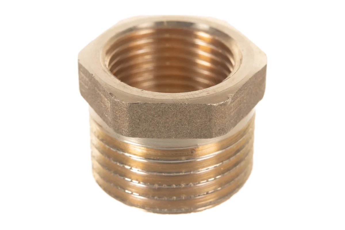 Футорка STOUT внутренняя / наружная резьба 3/8"x1/2" SFT-0028-001238