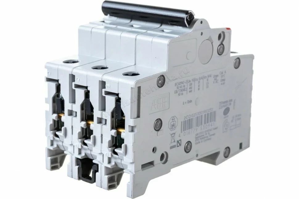 Автоматический выключатель ABB 3-полюсный S203 D25 2CDS253001R0251